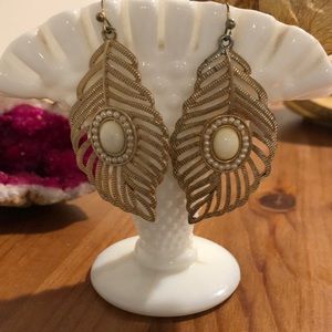 Vintage leaf earrings